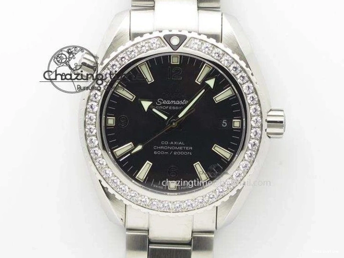 0214 Sporty Globemaster Master Chronometer SS RG V6F Best Edition Black Dial On Brown Leather Strap A 8270